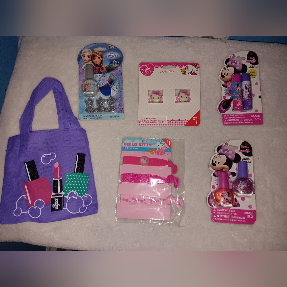 NWOT Girl's Makeup Lot Of 6
